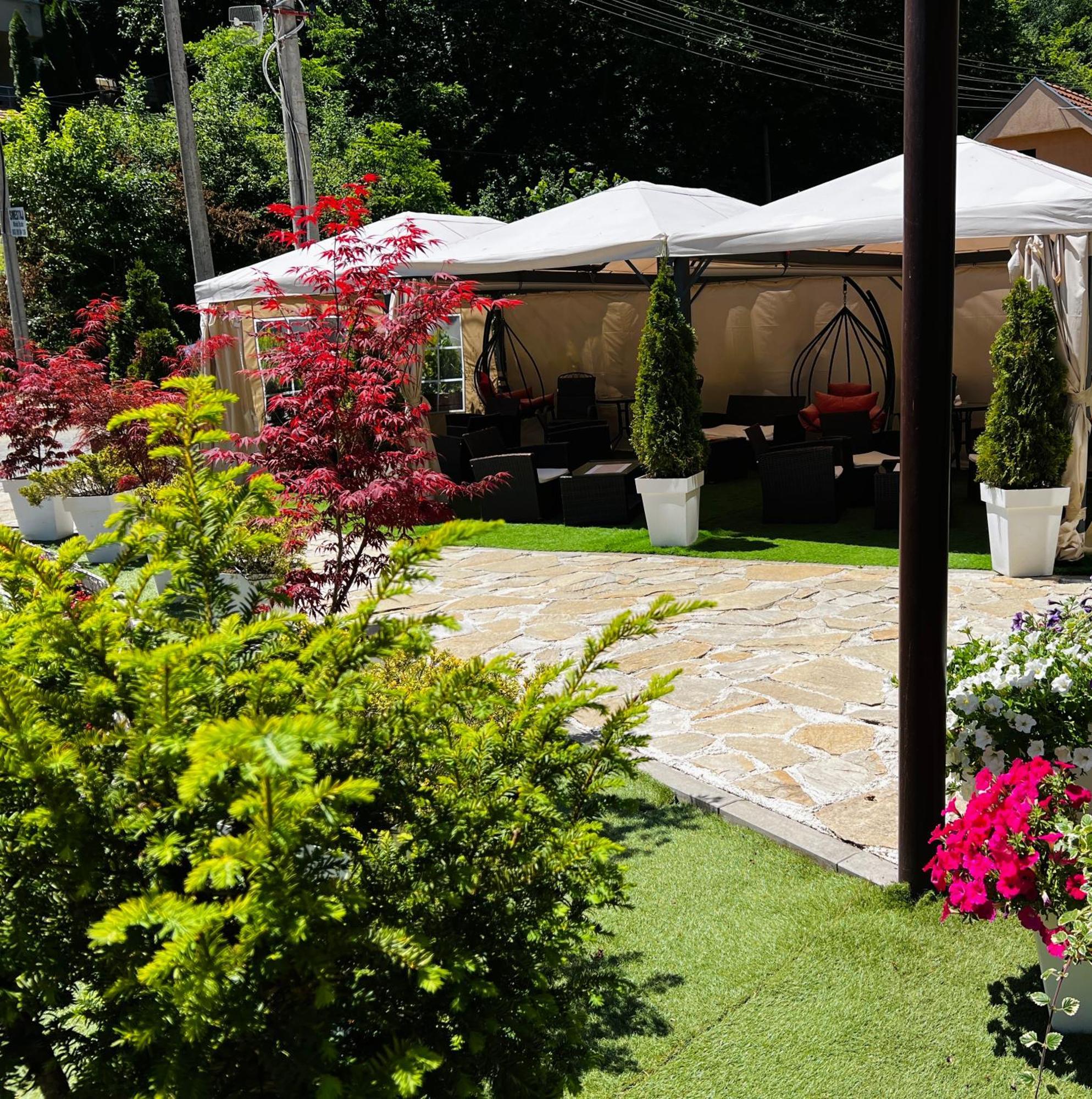 Zeleni Dvor Bed & Breakfast Ribarska Banja Bagian luar foto